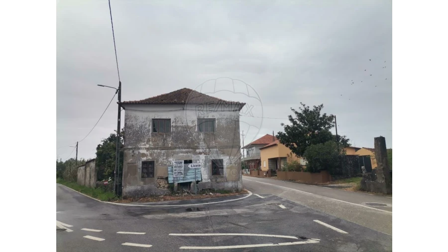 Moradia T4 para Venda em Seixo de Gatões Foto 6