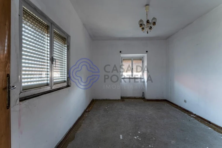 Moradia T4 para Venda em Aricera e Goujoim Foto 20