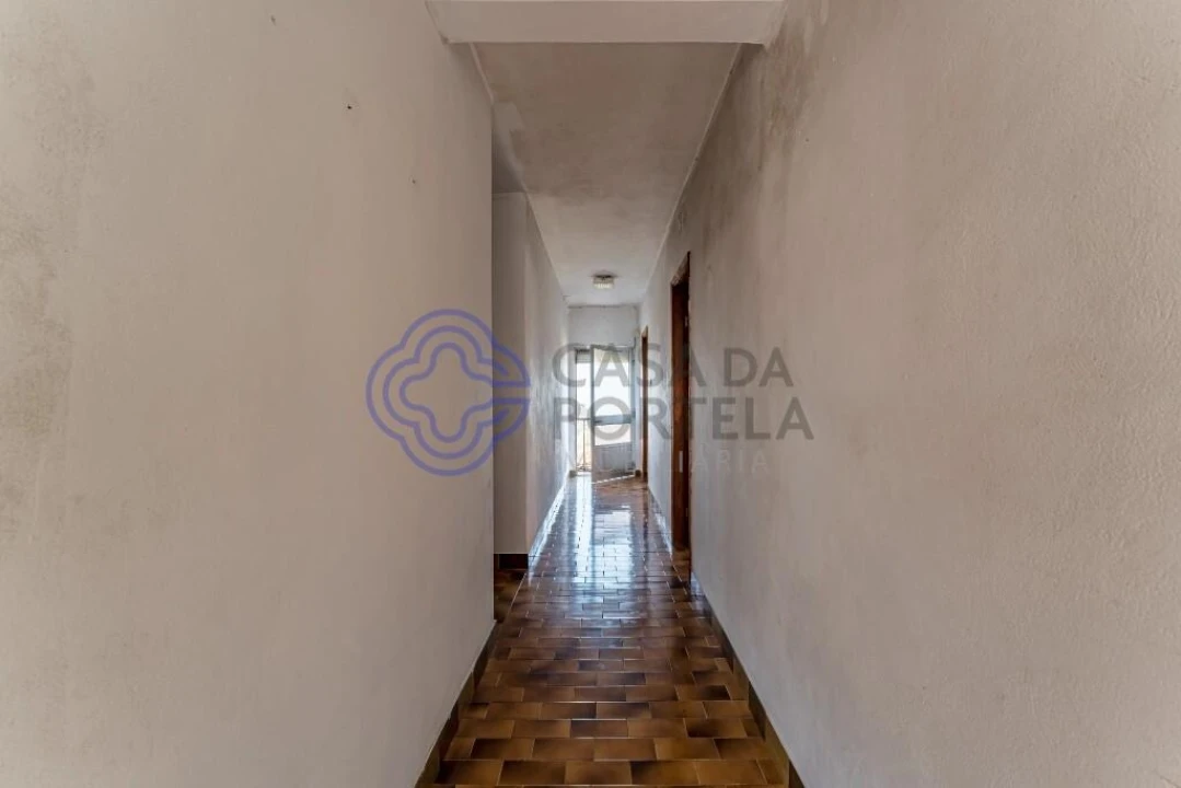 Moradia T4 para Venda em Aricera e Goujoim Foto 24