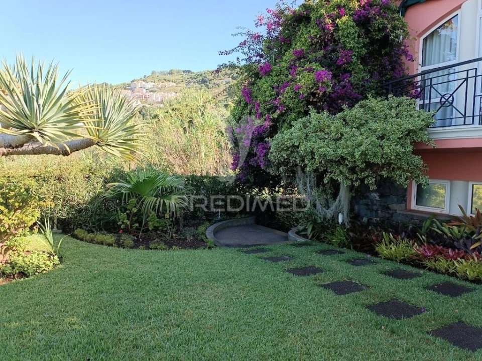 Moradia T4 para Venda em São Gonçalo Foto 6