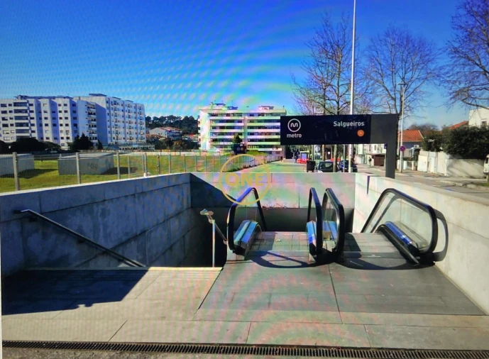 Apartamento T2 para Venda em Paranhos Foto 7