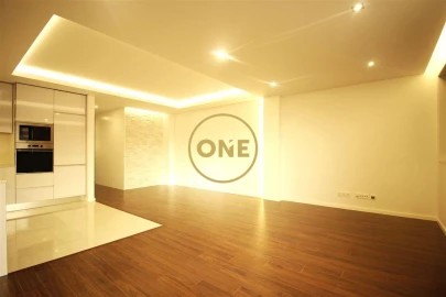 Apartamento T3 para Venda em Ramalde