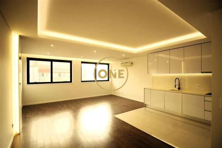 Apartamento T3 para Venda em Ramalde Foto 2