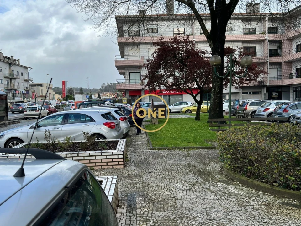 Loja para Arrendamento em Balazar Foto 6