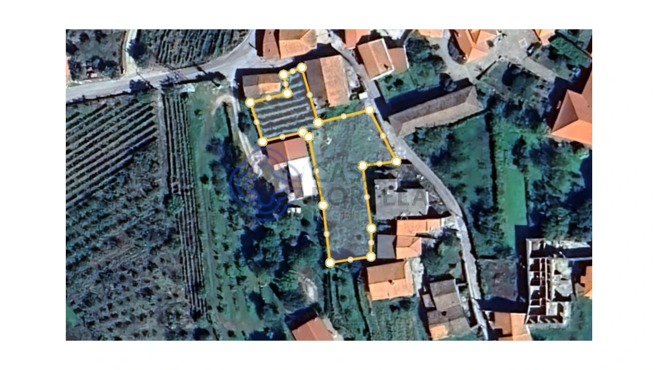 Terreno para Venda em Aricera e Goujoim Foto 1