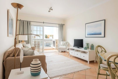 Apartamento T2 para Arrendamento férias em Quarteira