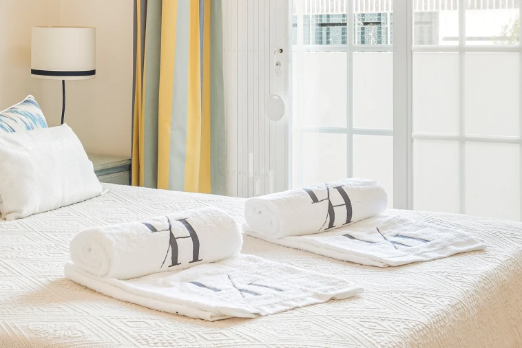 Apartamento T2 para Arrendamento férias em Quarteira Foto 17