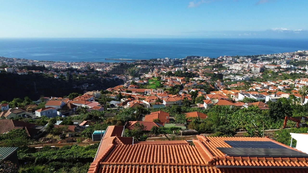 Moradia T3 para Venda em São Roque Foto 19