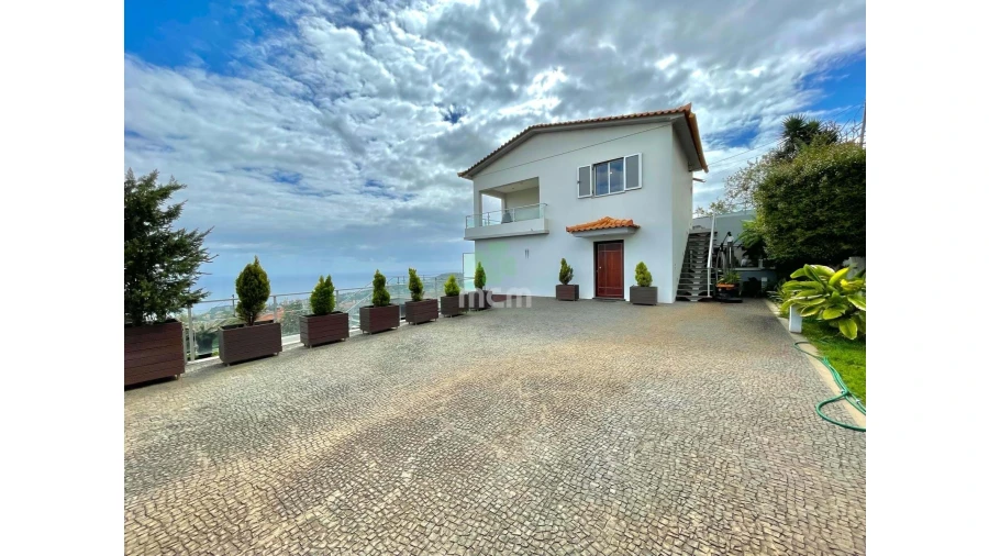 Moradia T3 para Venda em São Roque Foto 2