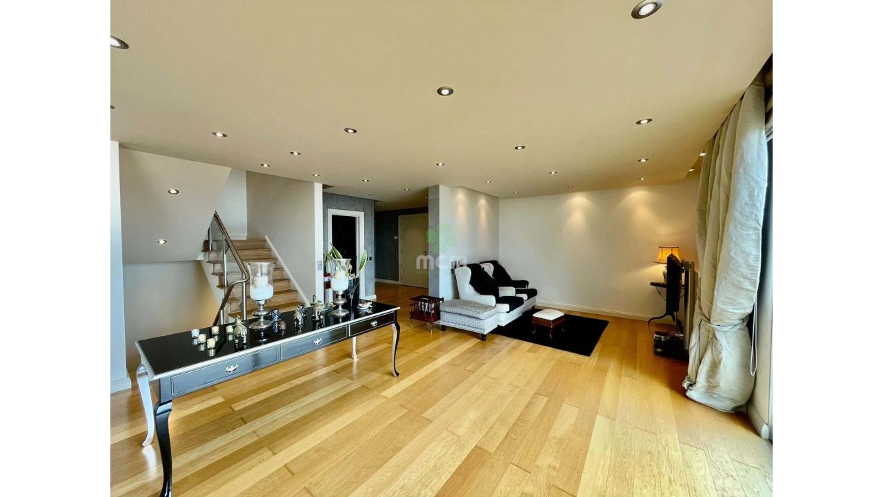 Moradia T3 para Venda em São Roque Foto 8