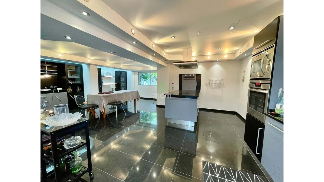 Moradia T3 para Venda em São Roque Foto 16