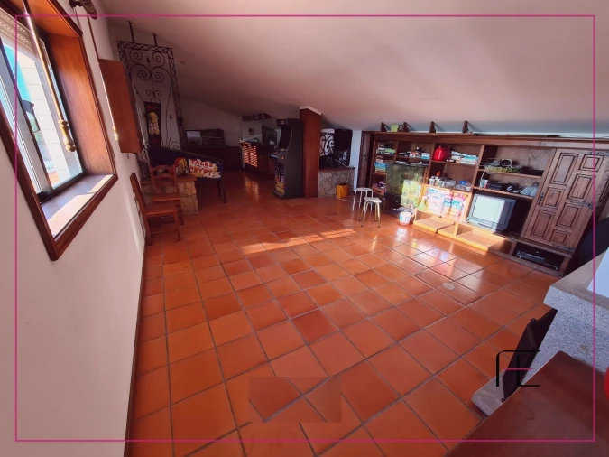 Apartamento T4 para Venda em Moreira Foto 16