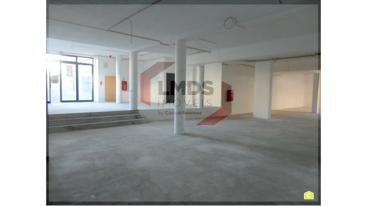 Armazém para Venda em Canelas Foto 10