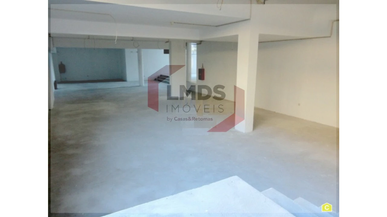 Armazém para Venda em Canelas Foto 9