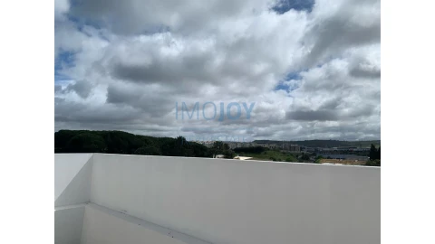 Moradia T4 para Venda em Loures