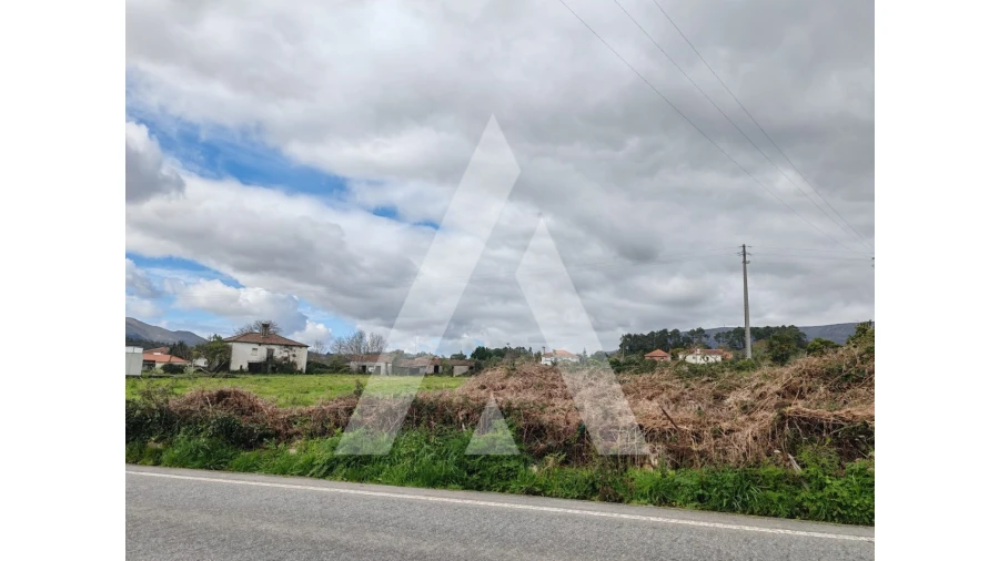 Moradia T3 para Venda em Lanheses Foto 7