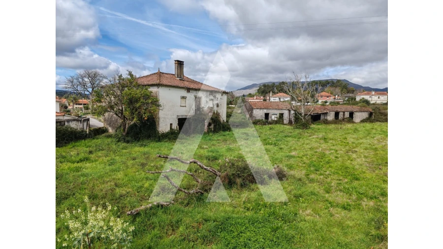 Moradia T3 para Venda em Lanheses Foto 5