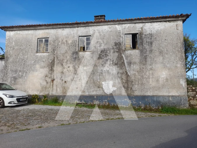 Moradia T3 para Venda em Lanheses Foto 4