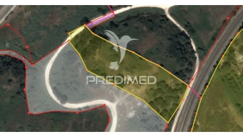Terreno para Venda em Achete, Azoia de Baixo e Póvoa de Santarém