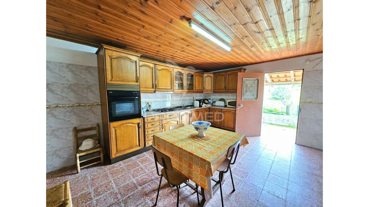 Moradia T2 para Venda em São Martinho das Amoreiras Foto 18