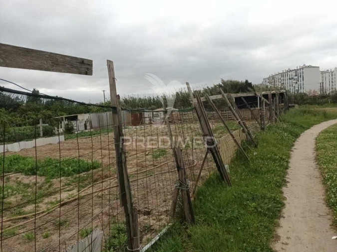 Terreno para Venda em Baixa da Banheira e Vale da Amoreira Foto 13