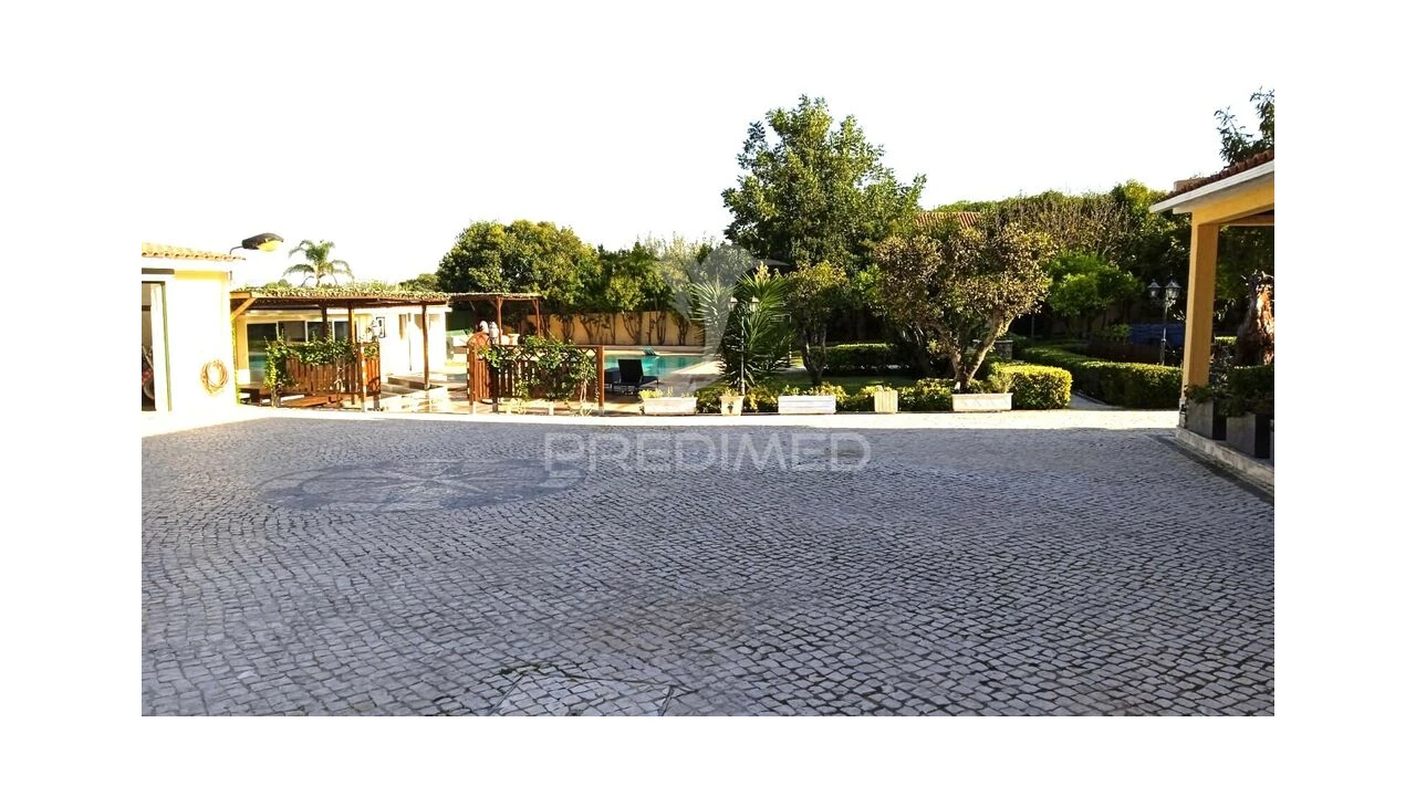 Quinta T3 para Venda em Santa Maria e São Miguel, São Martinho, São Pedro Penaferrim Foto 4