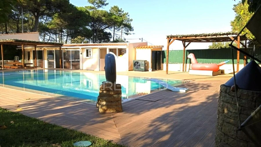 Quinta T3 para Venda em Santa Maria e São Miguel, São Martinho, São Pedro Penaferrim Foto 15