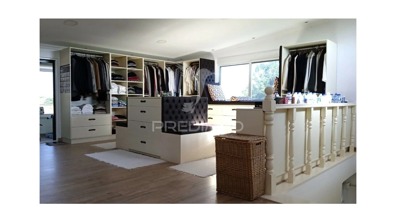 Quinta T3 para Venda em Santa Maria e São Miguel, São Martinho, São Pedro Penaferrim Foto 9