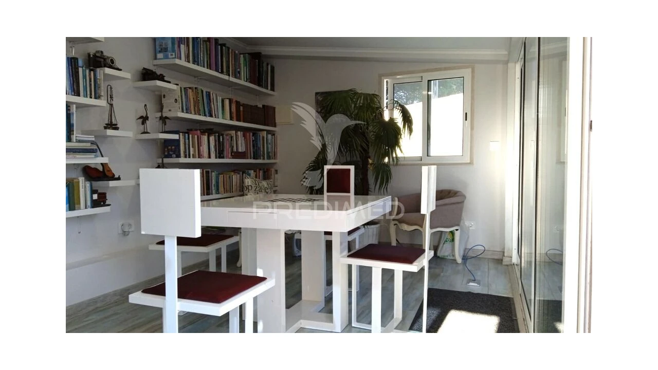 Quinta T3 para Venda em Santa Maria e São Miguel, São Martinho, São Pedro Penaferrim Foto 5