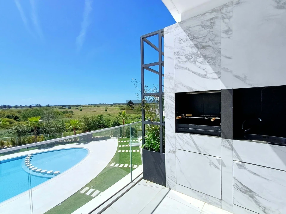 Apartamento T3 para Venda em Quarteira Foto 19