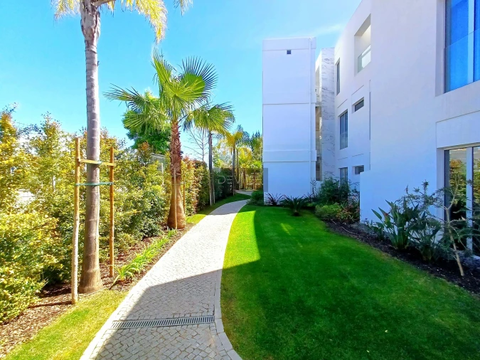 Apartamento T3 para Venda em Quarteira Foto 21