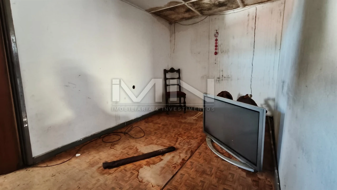 Moradia T2 para Venda em Fânzeres e São Pedro da Cova Foto 34