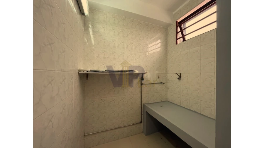 Loja para Venda em São Mamede de Infesta e Senhora da Hora Foto 5