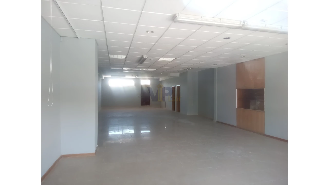 Loja para Venda em São Mamede de Infesta e Senhora da Hora Foto 6