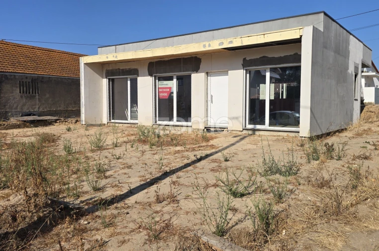 Moradia T2 para Venda em Lavos Foto 32