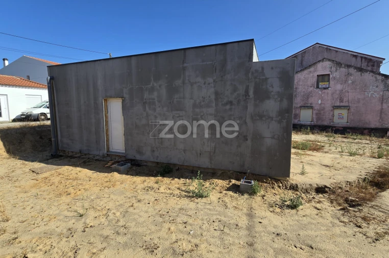 Moradia T2 para Venda em Lavos Foto 10
