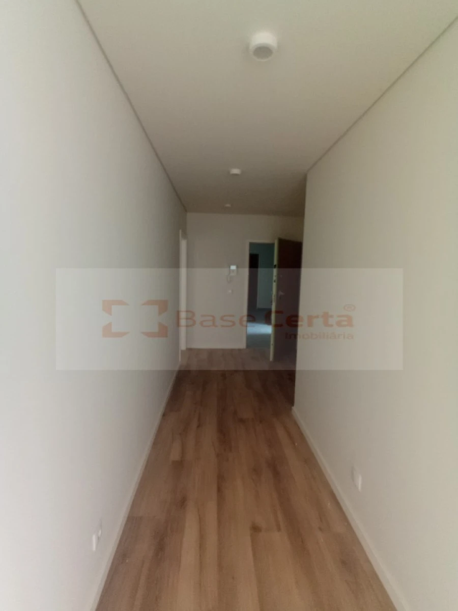 Apartamento T2 para Venda em Santa Clara Foto 16