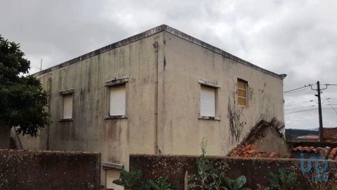 Moradia T4 para Venda em Bombarral e Vale Covo
