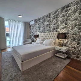 Apartamento T3 para Venda em Funchal (Se)