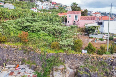Terreno para Venda em Camara de Lobos