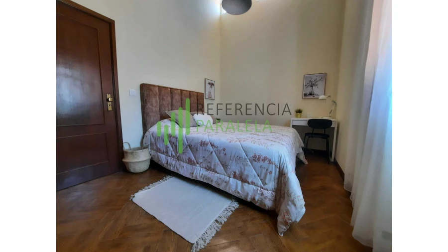 Moradia T8 para Venda em Pedrouços Foto 8