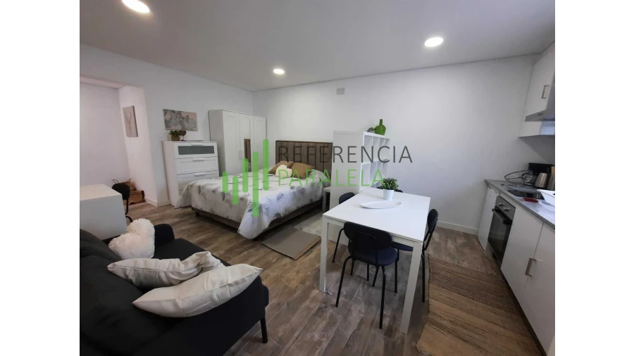 Moradia T8 para Venda em Pedrouços Foto 9