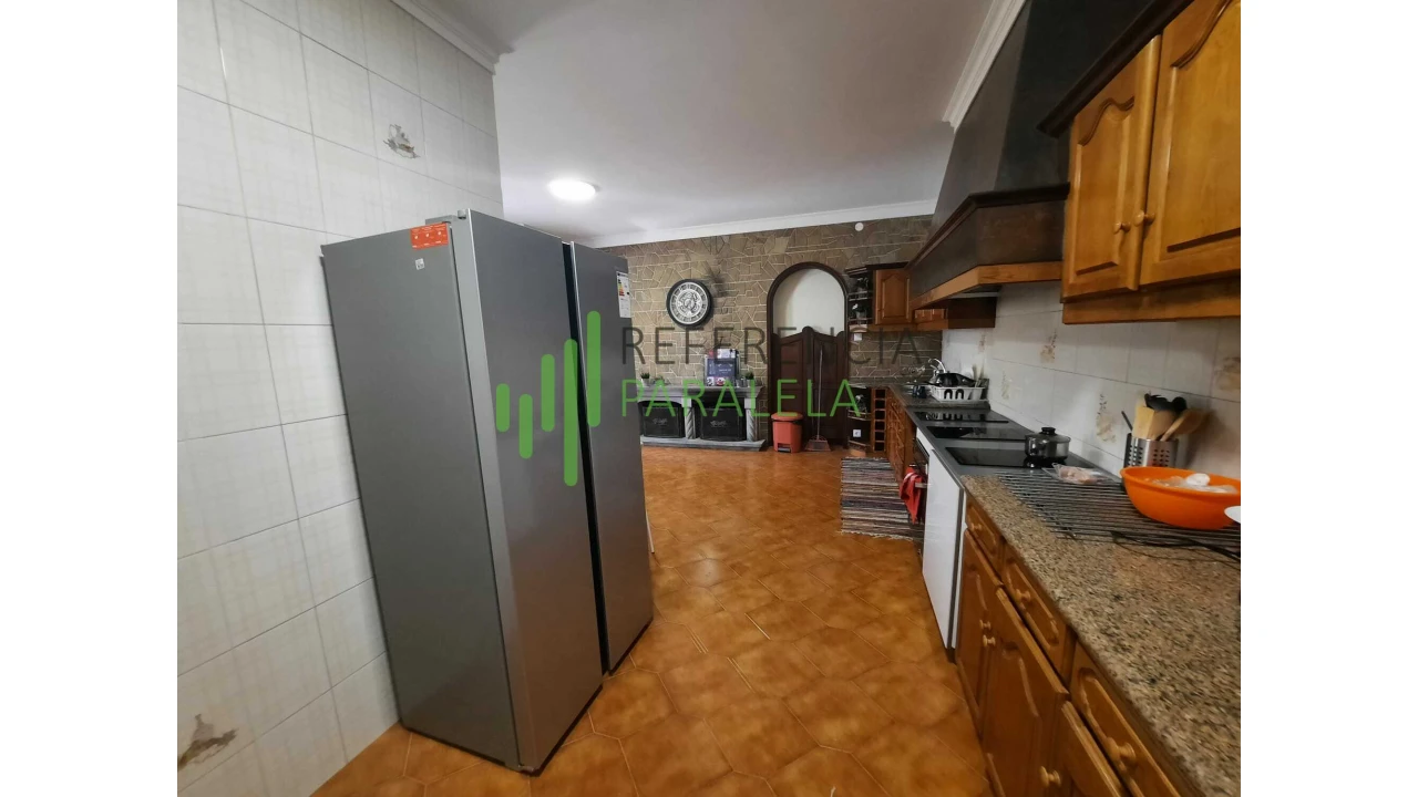 Moradia T8 para Venda em Pedrouços Foto 10