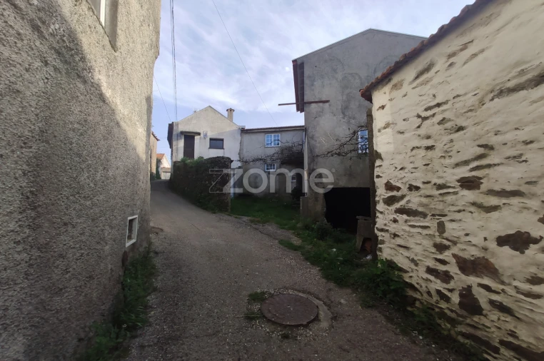 Moradia T3 para Venda em Lorvão Foto 23