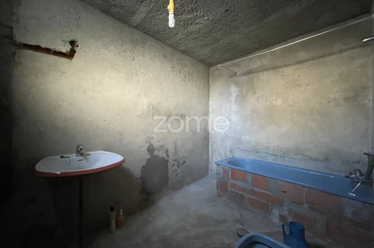 Moradia T3 para Venda em Lorvão Foto 10