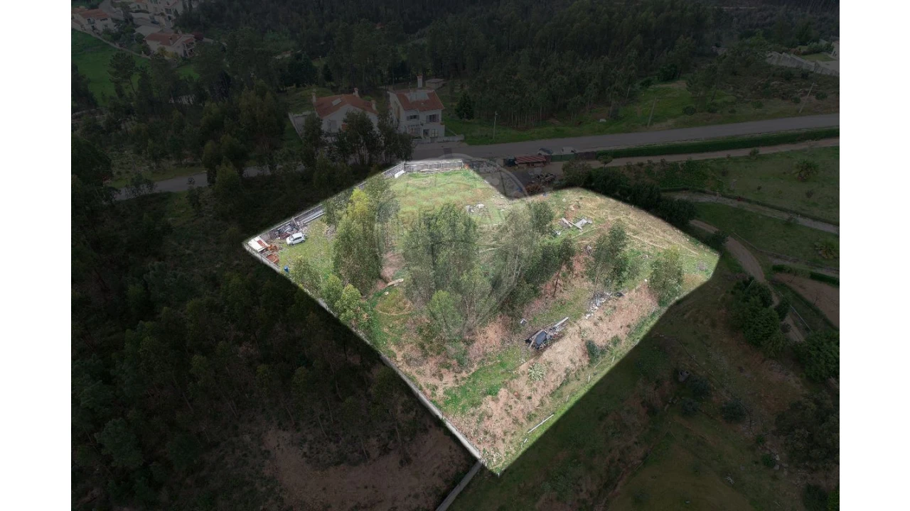 Terreno para Venda em Eiras e São Paulo de Frades Foto 2