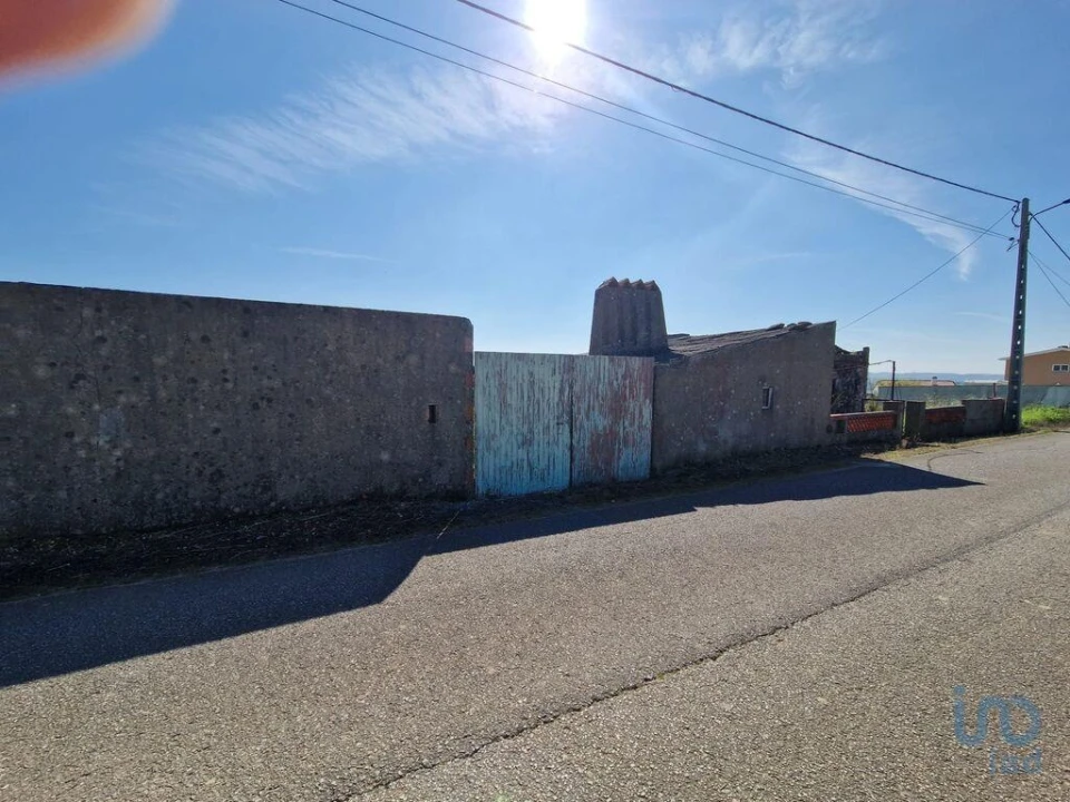 Moradia T3 para Venda em Carvalhal Foto 11