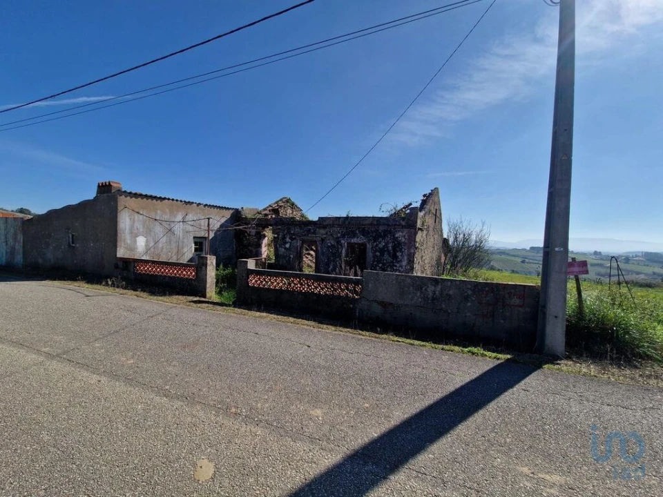 Moradia T3 para Venda em Carvalhal Foto 3