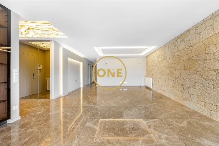 Apartamento T4 para Venda em Vila do Conde Foto 12