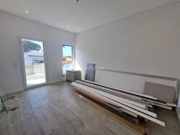 Moradia T4 para Venda em Sesimbra (Castelo)